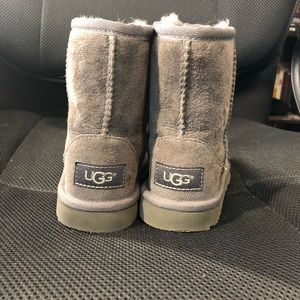 Toddler Grey ugg boots